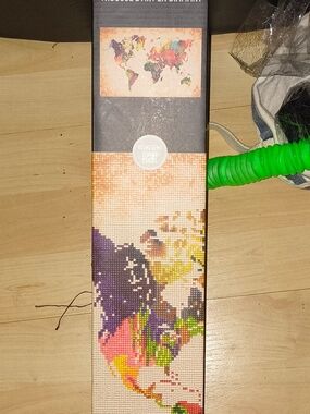 Diamond Art Map Wall Decor - Multicolor